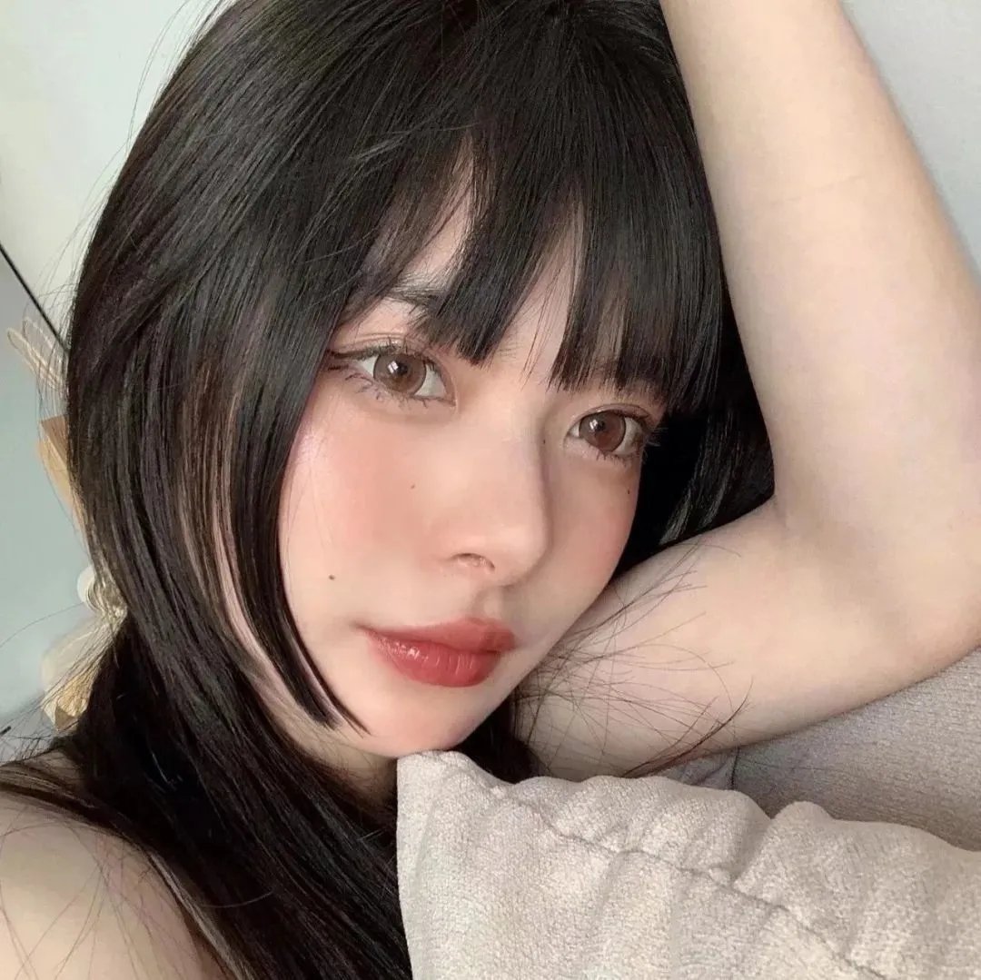明月入卿怀